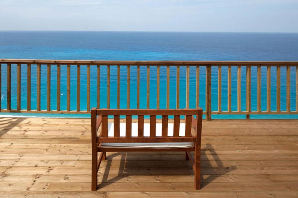 Beyond Villas Áyios Nikítas Rom bilde